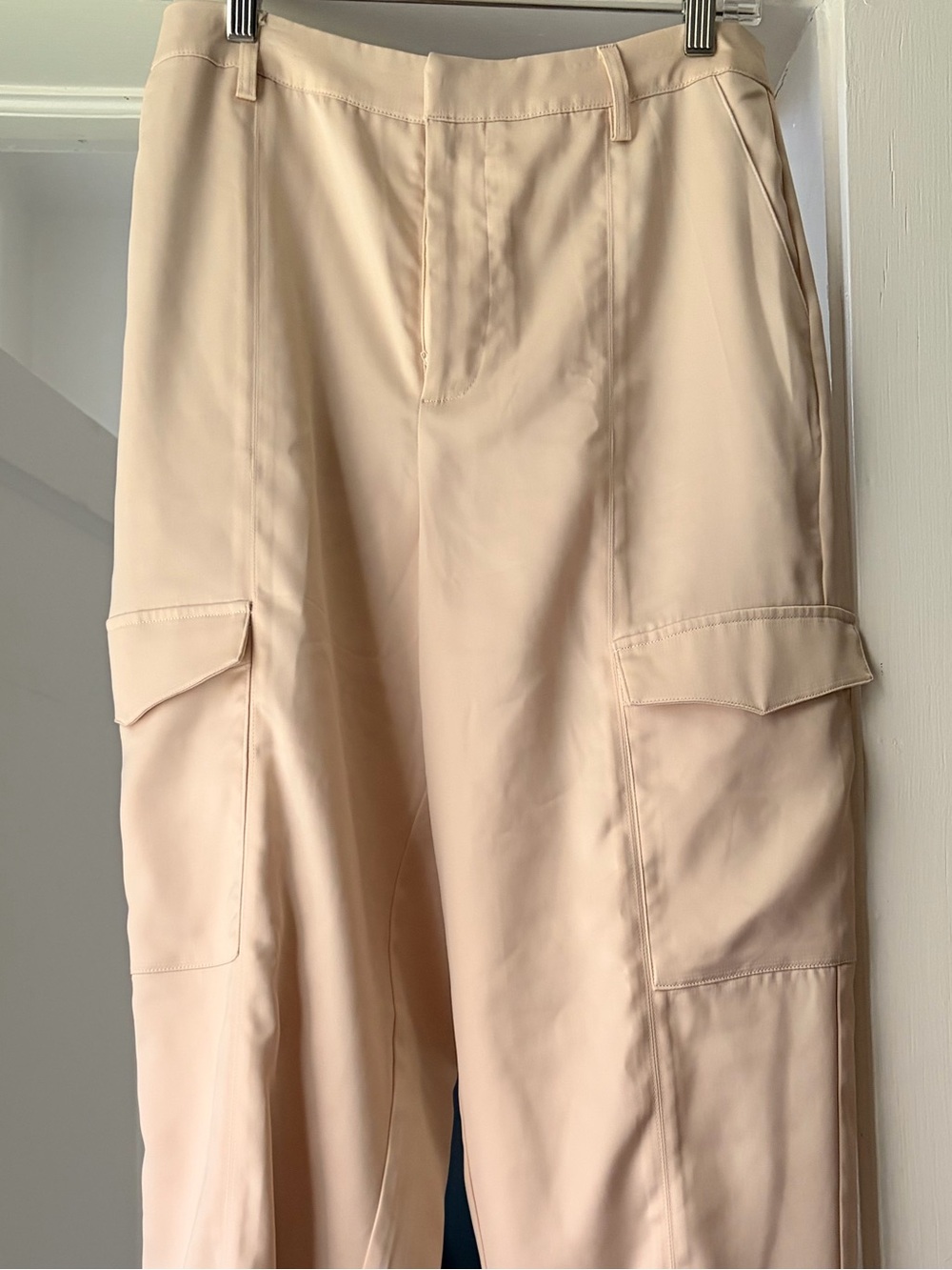 House of Harlow 1960 Silky Light Beige Cargo Pants